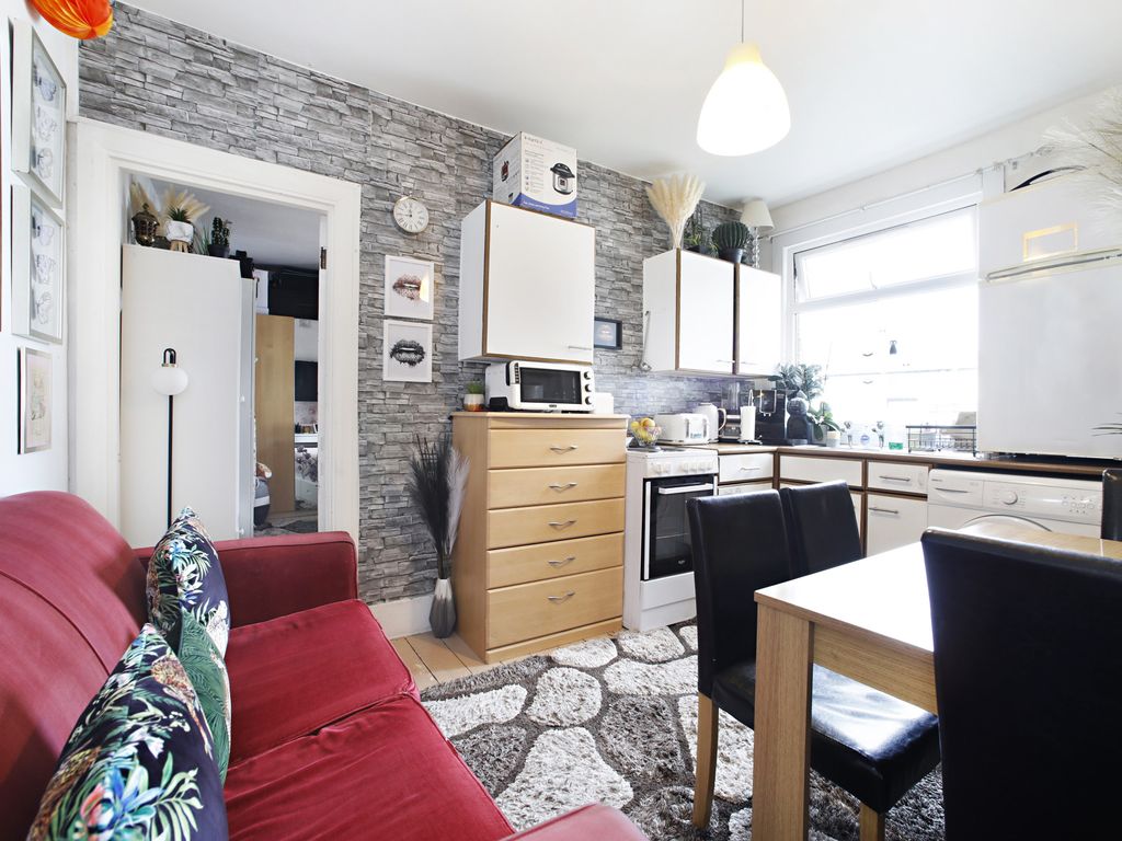 Preston Close, London SE1