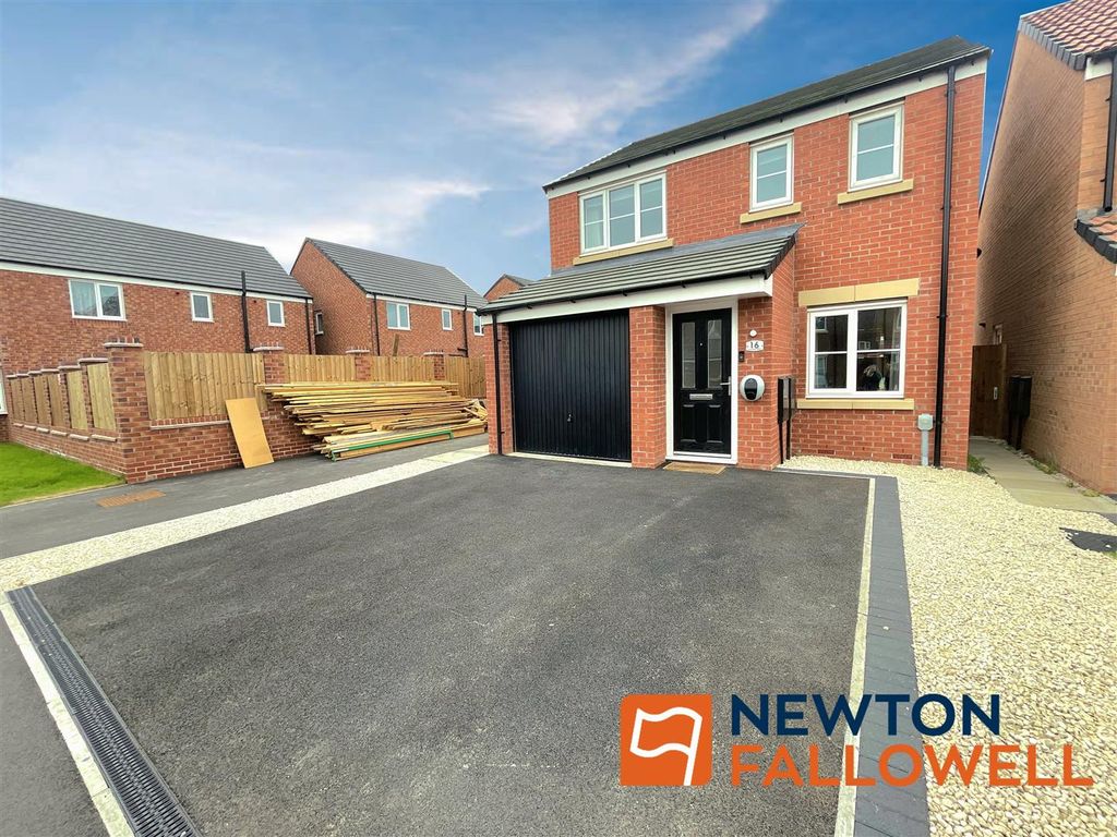 3 bed detached house for sale in Lancelot Way, Mansfield NG19 Zoopla