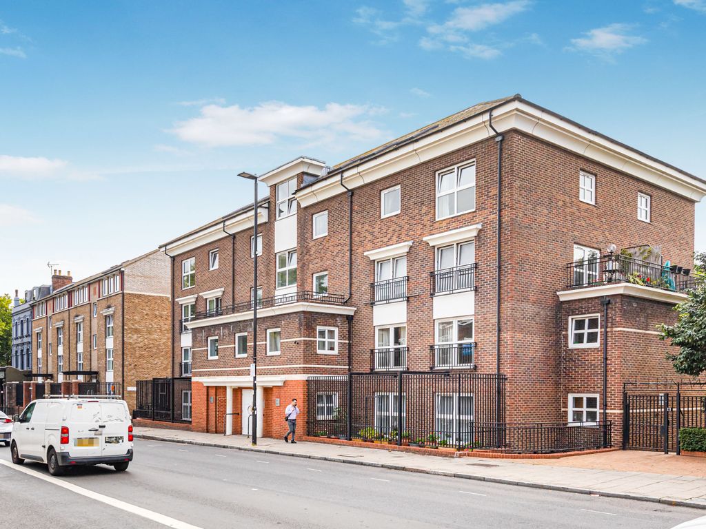 Chelsea Court, Islington, London N1  