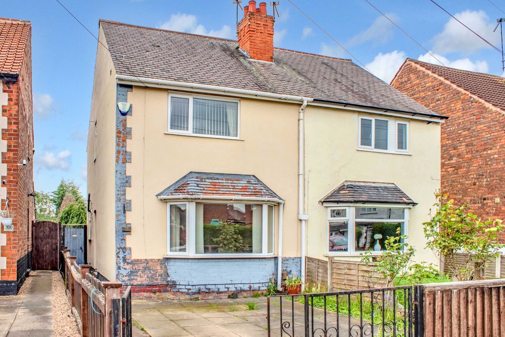 2 bed semidetached house for sale in College Street, Long Eaton