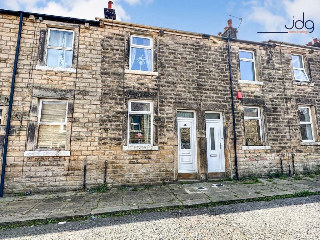 2 bed terraced house for sale in Dunkeld Street, Lancaster LA1, £90,000
