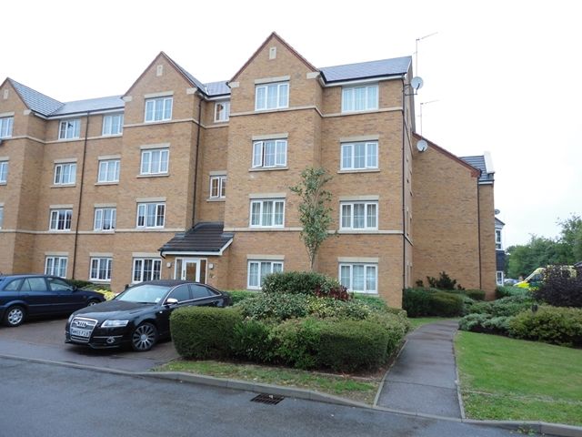 For Sale Two Bedroom Apartment, Queens Park, Bedford MK40  