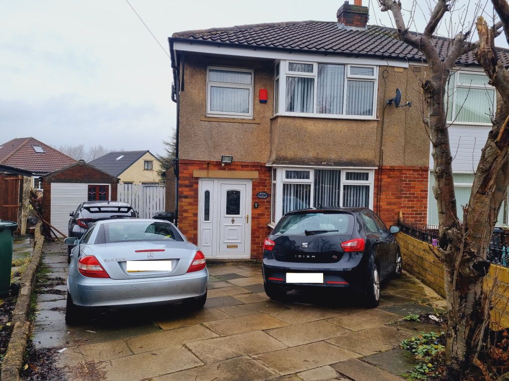 3 bed semidetached house for sale in Alum Drive, Bradford BD9 Zoopla