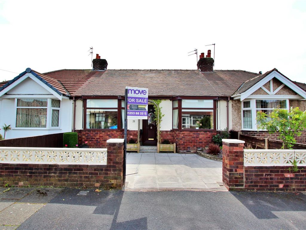 2 bed terraced bungalow for sale in Kendal Avenue, Blackpool FY3, £