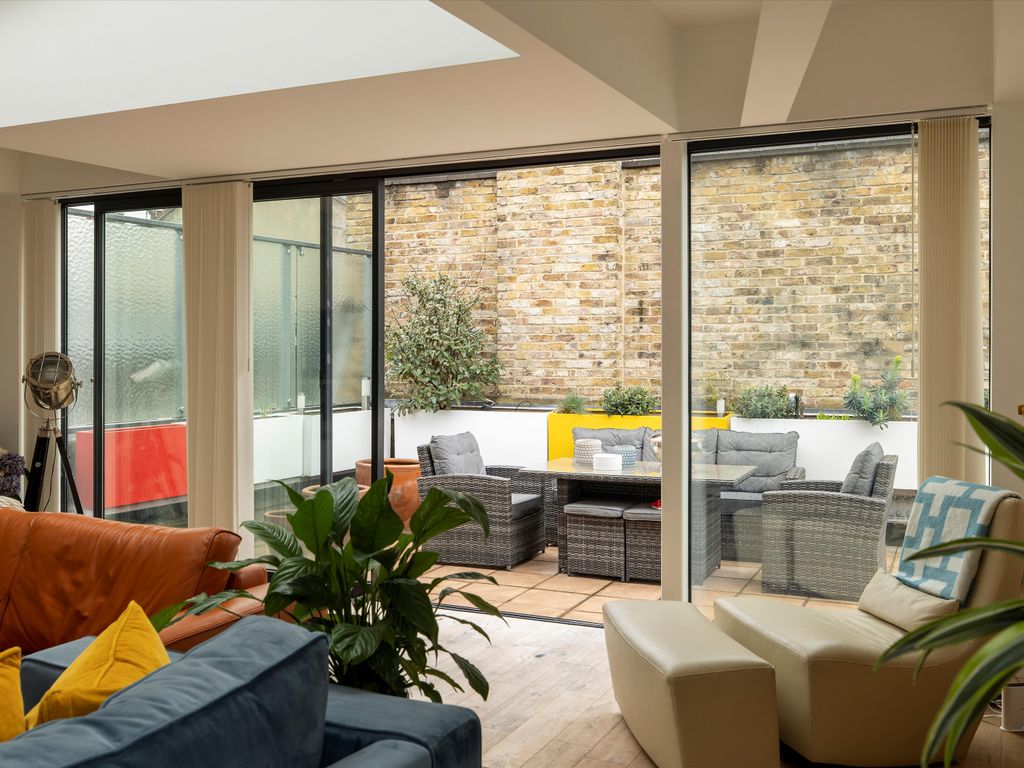 Neal's Yard, Covent Garden, London WC2H  