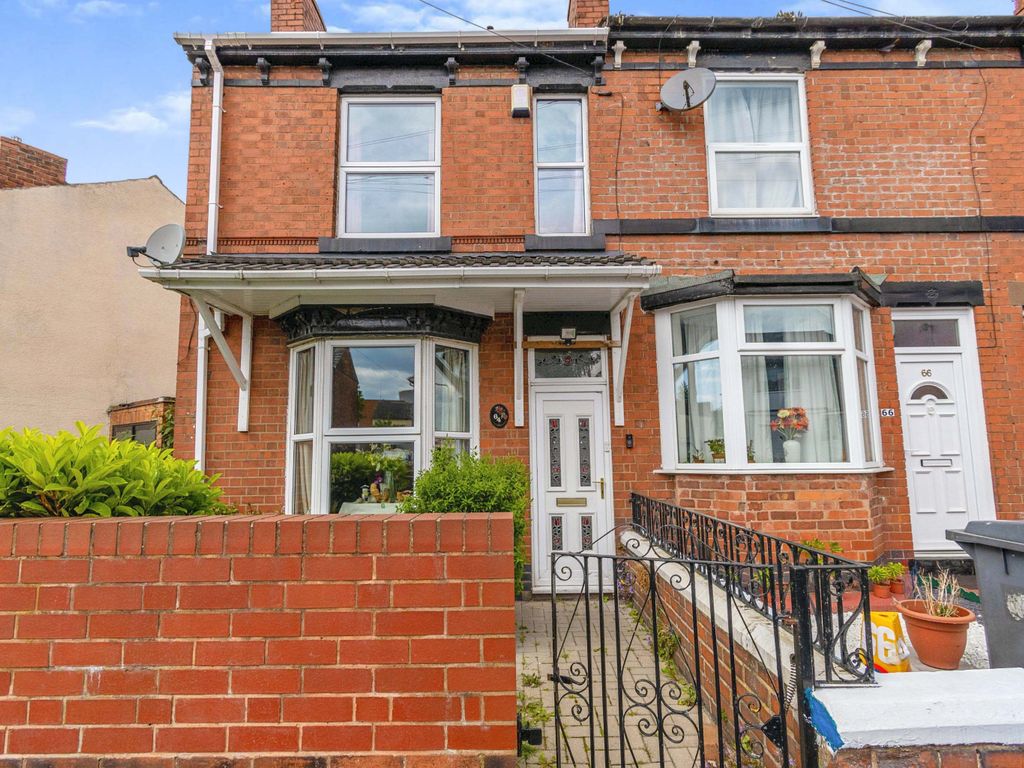 2 bed end terrace house for sale in Milton Road, Wolverhampton WV10