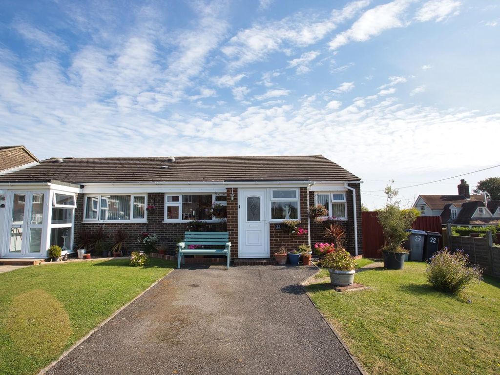 3 bed terraced bungalow for sale in Barley Close, Martin Mill, Dover