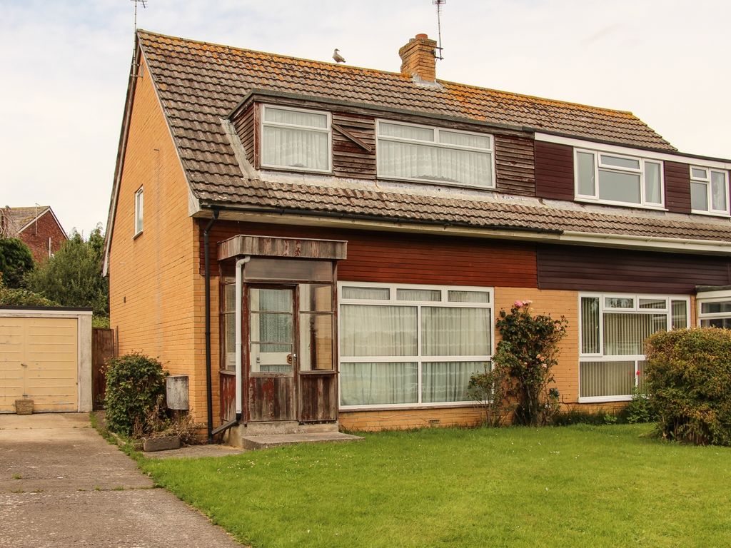 3 bed semidetached house for sale in Rivers Road, Yeovil, Somerset
