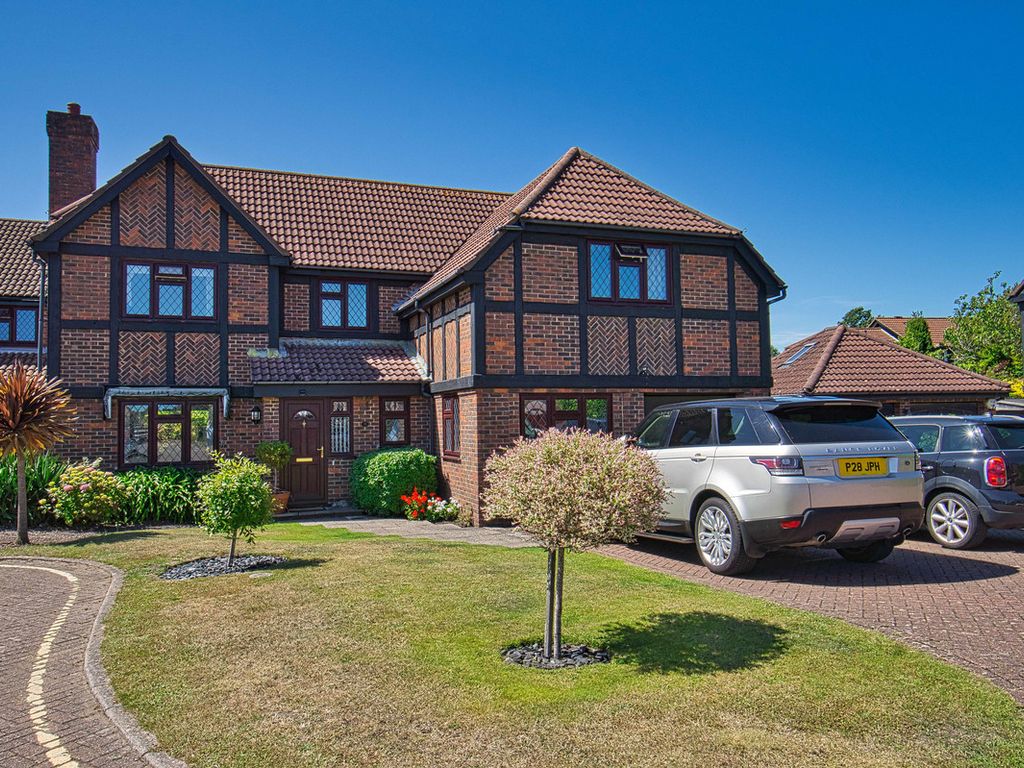 Walsingham Dene, Bournemouth BH7