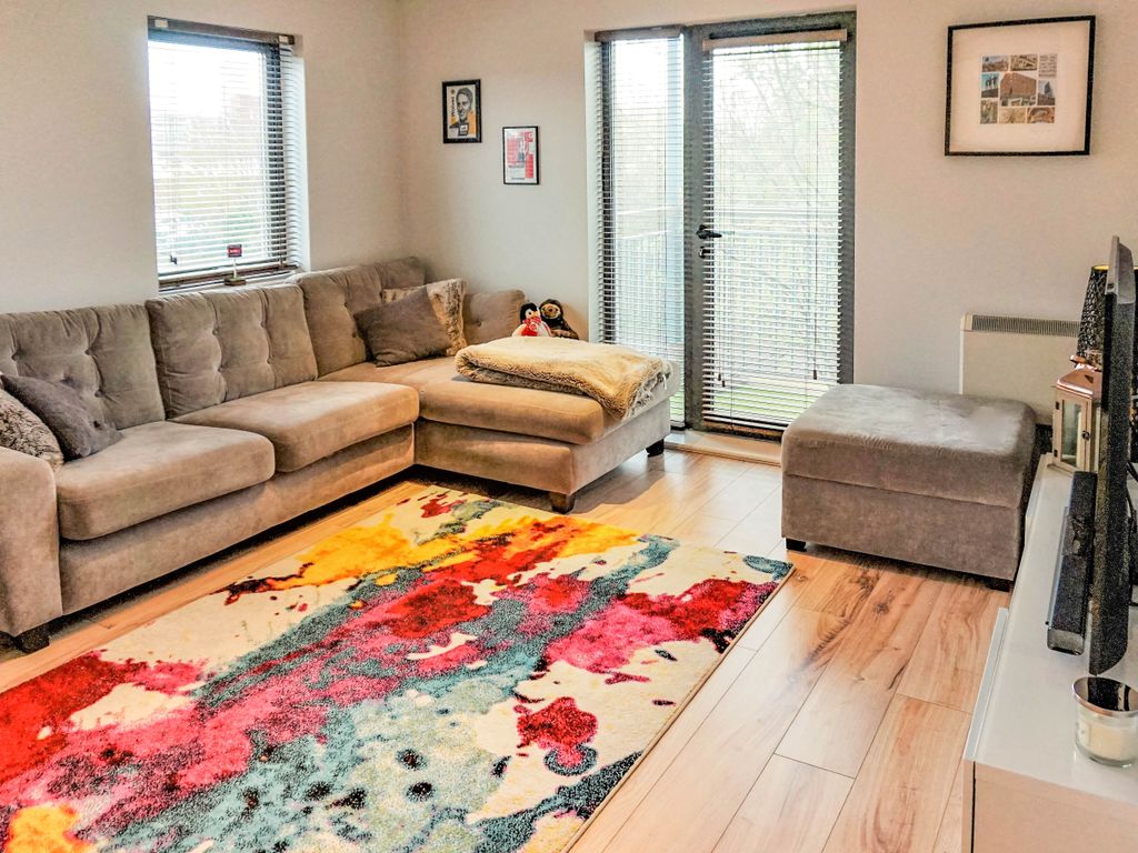 1 bed flat to rent in Quay 5, Ordsall Lane, Salford M5, £1,000 pcm Zoopla