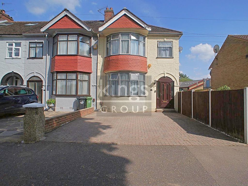 3 bed property for sale in Hurst Avenue, London E4 Zoopla