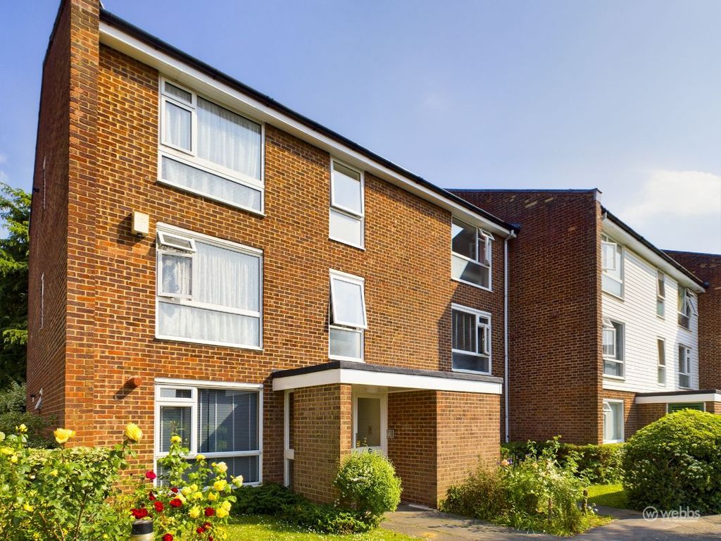 1 bed flat for sale in Holmbury Grove, Featherbed Lane, Croydon CR0