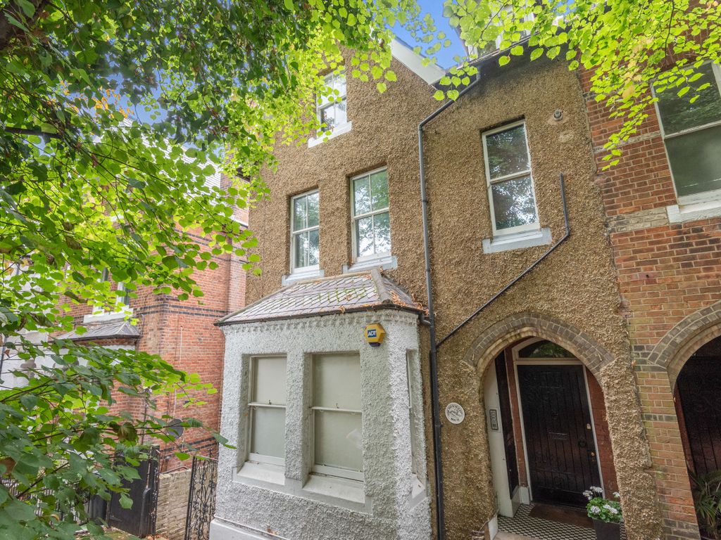 Susan Wood, Chislehurst, Kent BR7  