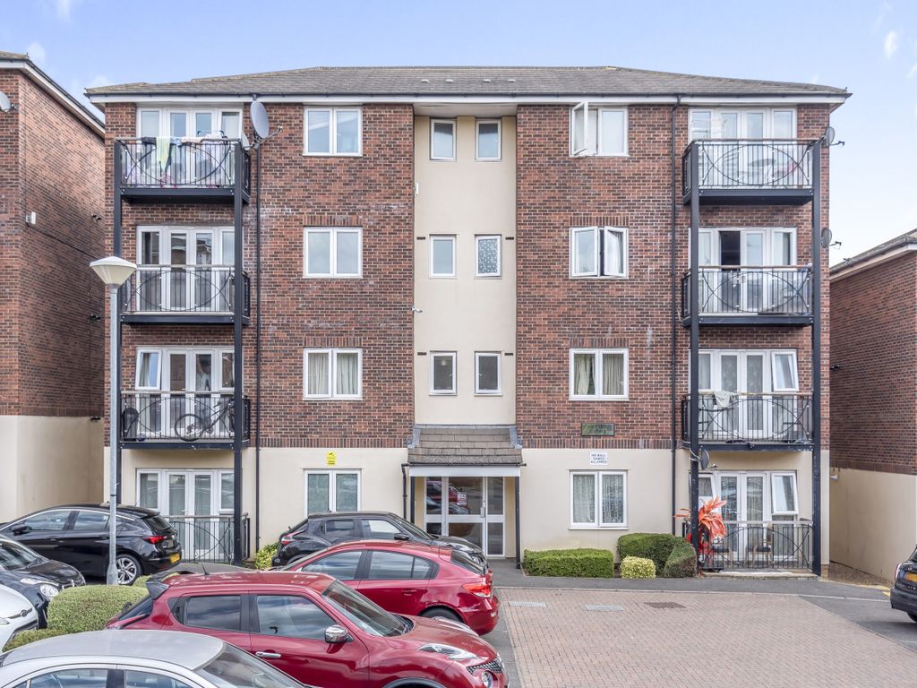 2 bed flat for sale in Denham Road, London N20 Zoopla