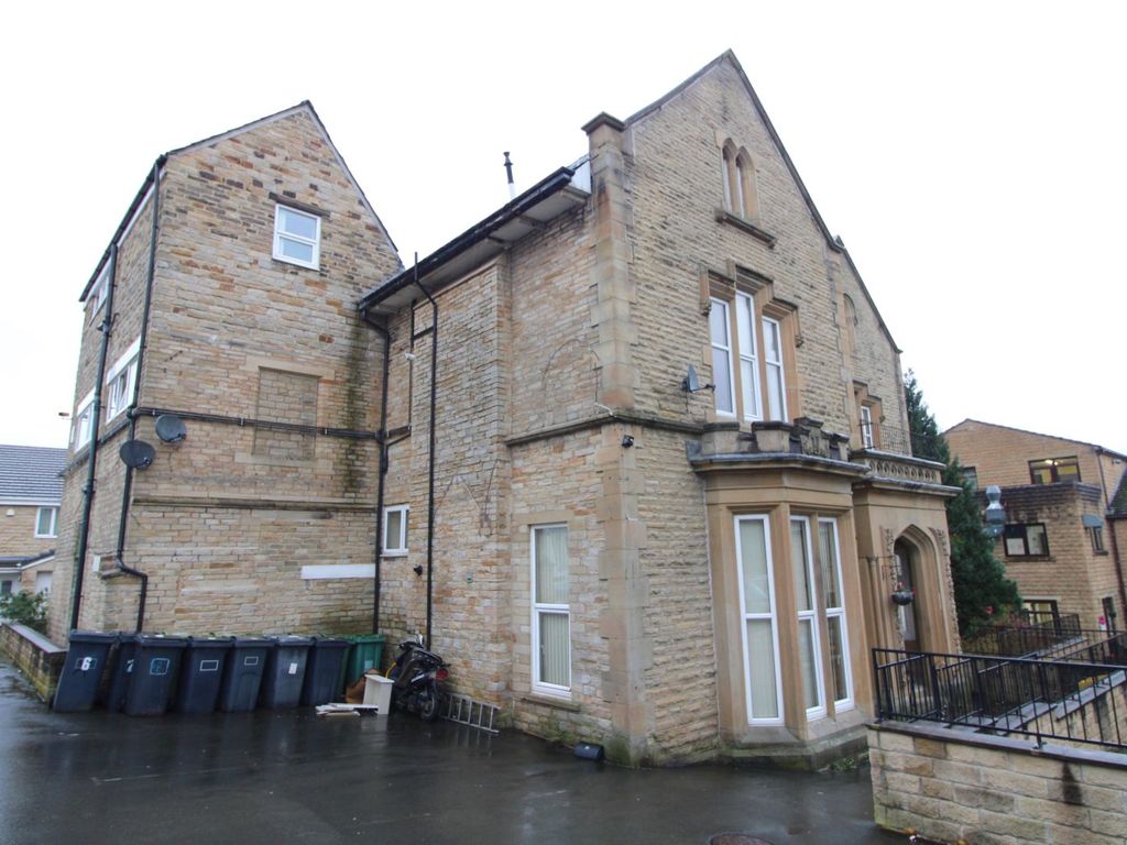 Redwing Crescent, Longwood, Huddersfield HD3  