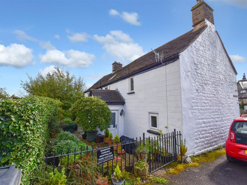 3 bed property for sale in Montpelier Place, Fairfield, Buxton SK17, £