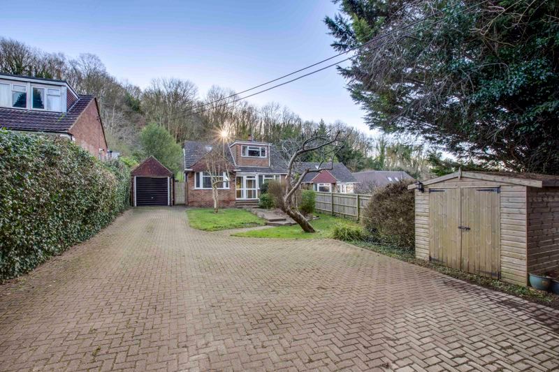 4 bed detached house for sale in Cryers Hill Road, Cryers Hill, High
