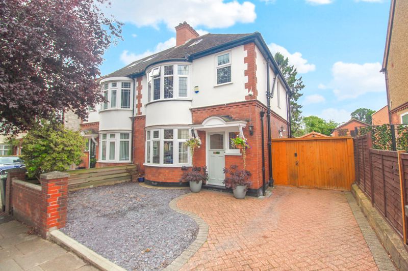 3 bed semidetached house for sale in Alexandra Avenue, Luton LU3 Zoopla