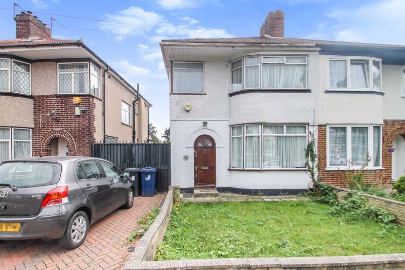 3 bed semidetached house for sale in Parkfield Road, Northolt UB5 Zoopla