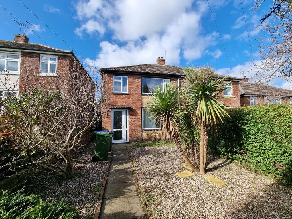 3 bed semidetached house to rent in Addison Road, Bilton, Rugby CV22