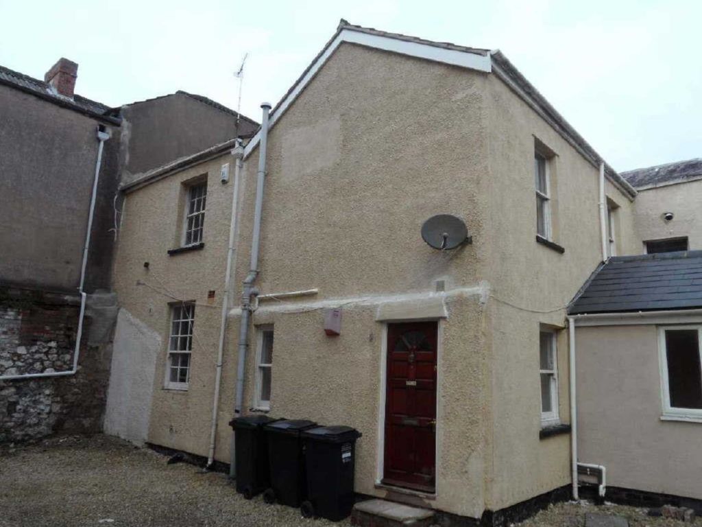 2 bed semidetached house to rent in Bristol Road Lower, WestonSuper