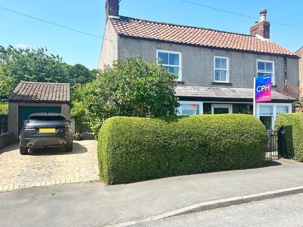 4 bed property for sale in Bridlington Street, Hunmanby, Filey YO14 Zoopla