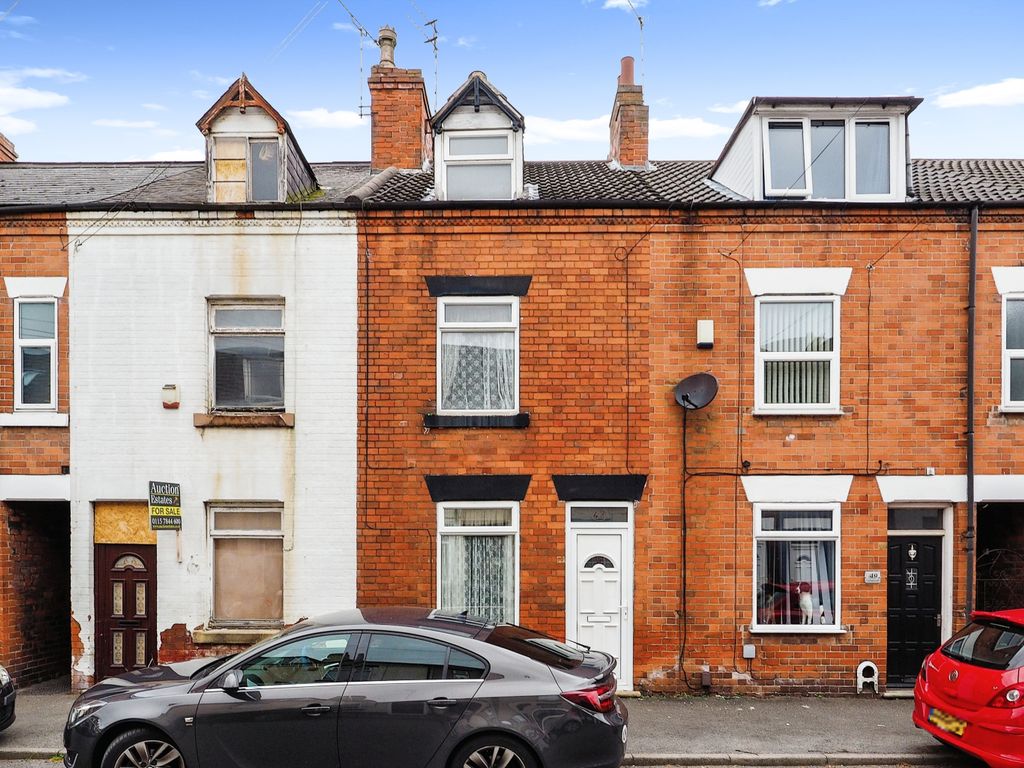 3 bed terraced house for sale in Carlingford Road, Hucknall, Nottingham