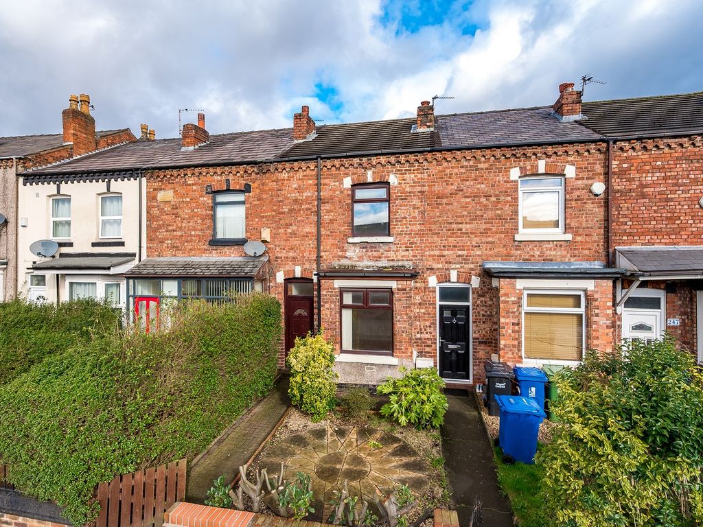 3 bed terraced house for sale in Ormskirk Road, Wigan, Greater