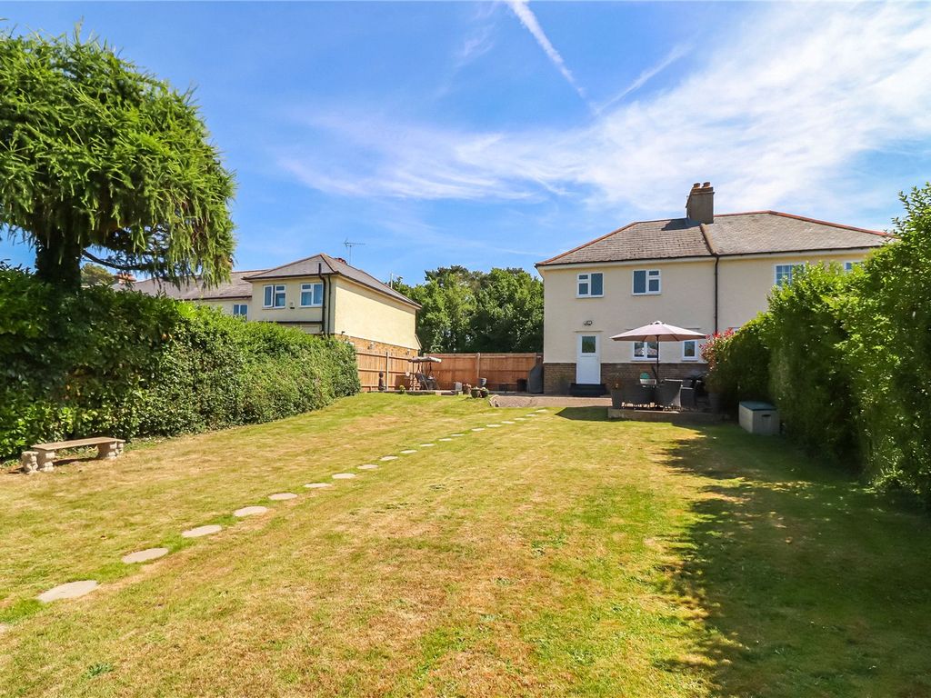 3 bed semidetached house for sale in Priory Cottages, Harvil Road