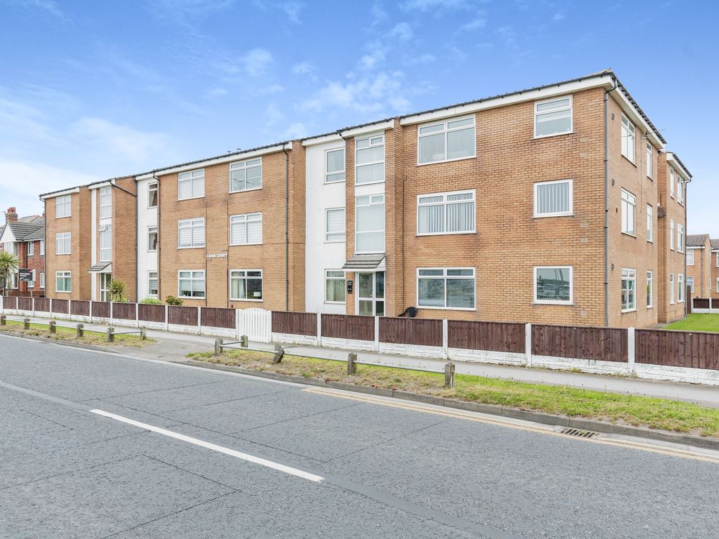 2 bed flat for sale in Squires Gate Lane, Blackpool, Lancashire FY4
