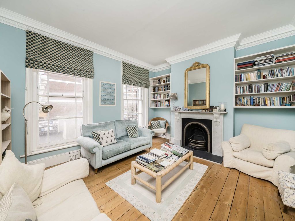 4 bed property for sale in Winchester Street, London SW1V, £1,300,000