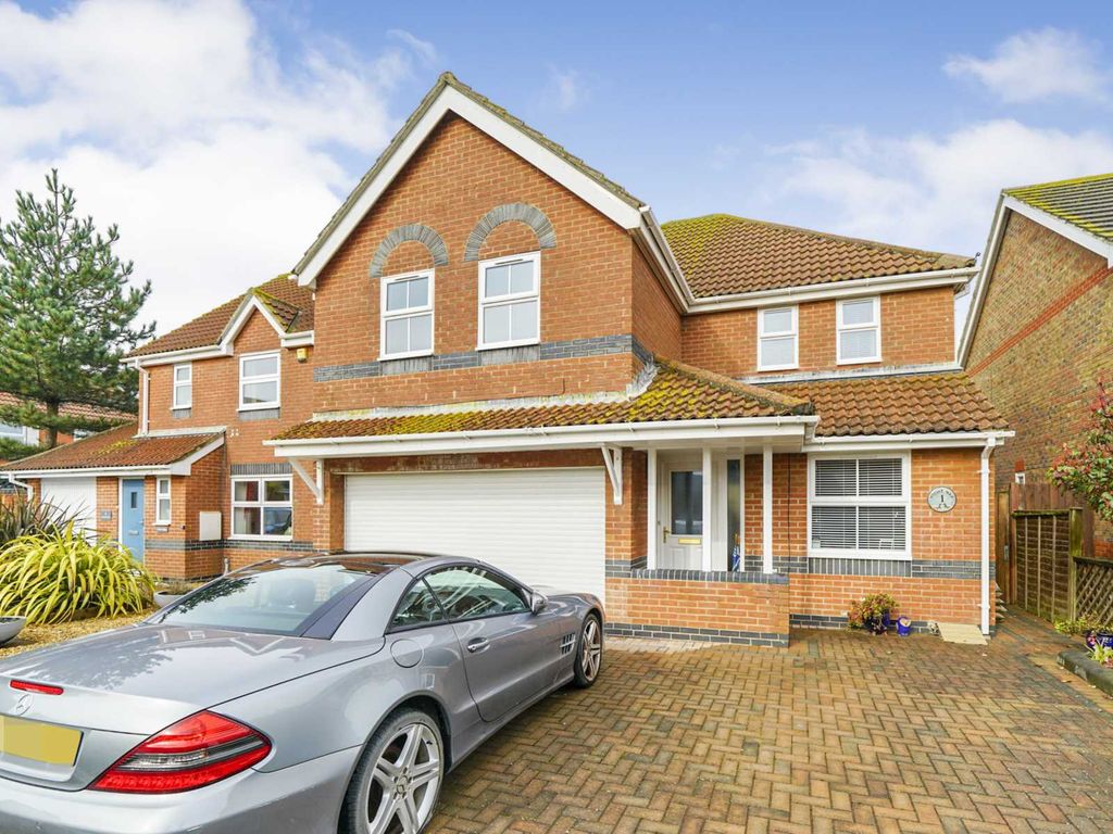 4 bed detached house for sale in Wight Way, Selsey PO20 Zoopla