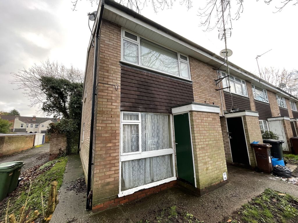 Lennox Gardens, Wolverhampton, West Midlands WV3  