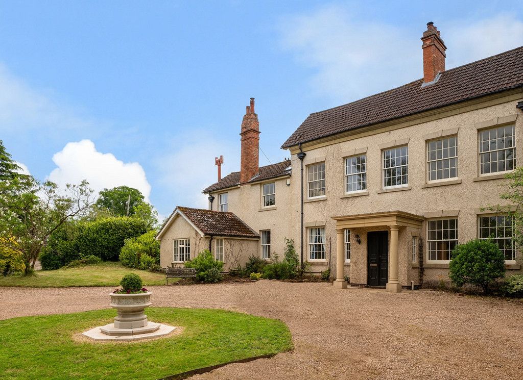 8 bed detached house for sale in Grimley Lane Finstall Bromsgrove