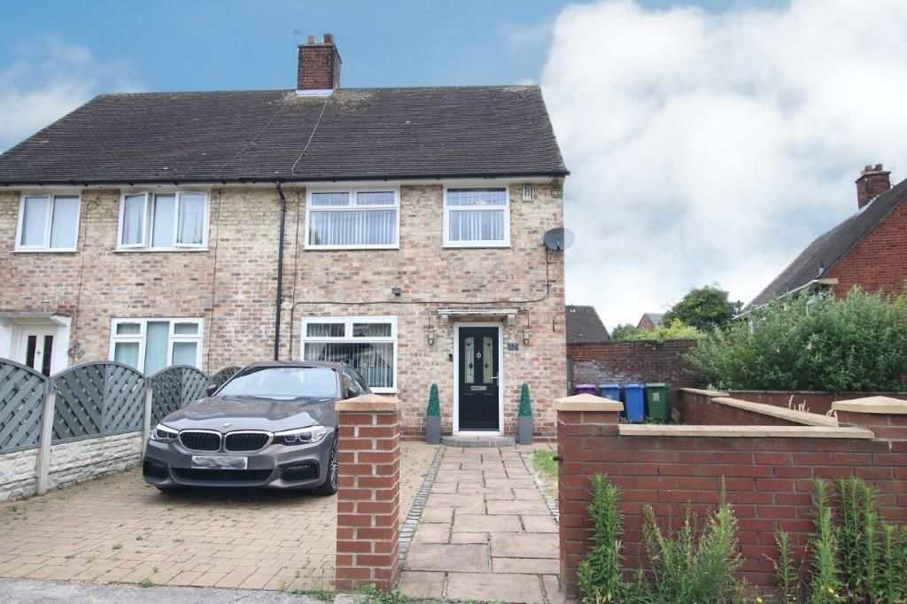 3 bed semidetached house to rent in Woodvale Road, Woolton, Liverpool