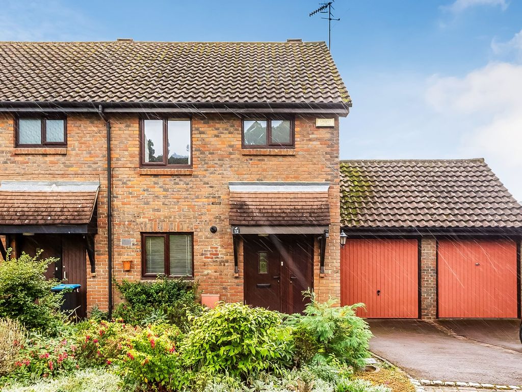 2 bed end terrace house for sale in Padbrook, Oxted RH8, £525,000 Zoopla