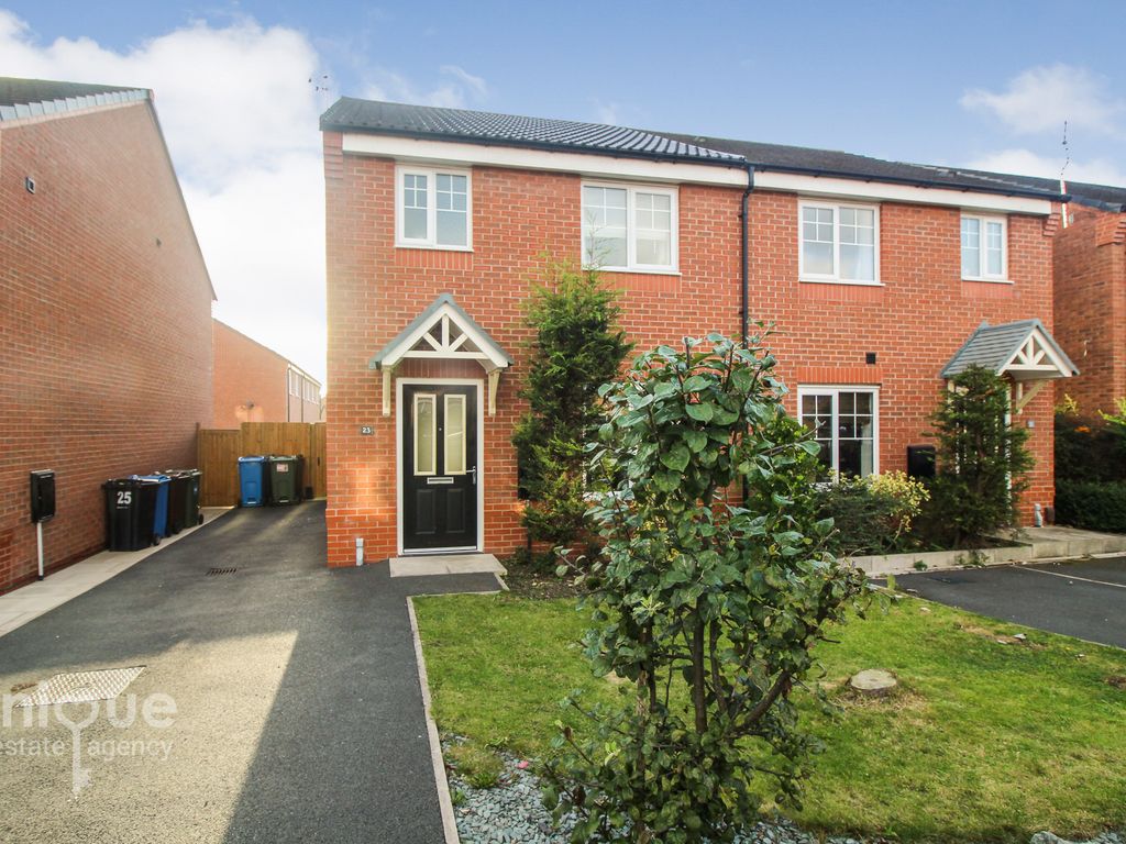 3 bed semidetached house for sale in Buttercup Way, Warton PR4 Zoopla