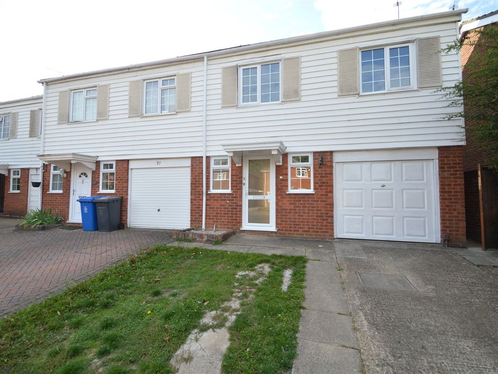 4 bed end terrace house to rent in Culham Drive, Maidenhead, Berkshire