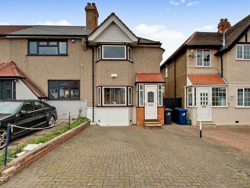 3 bed end terrace house for sale in Berkeley Avenue, Greenford UB6 Zoopla