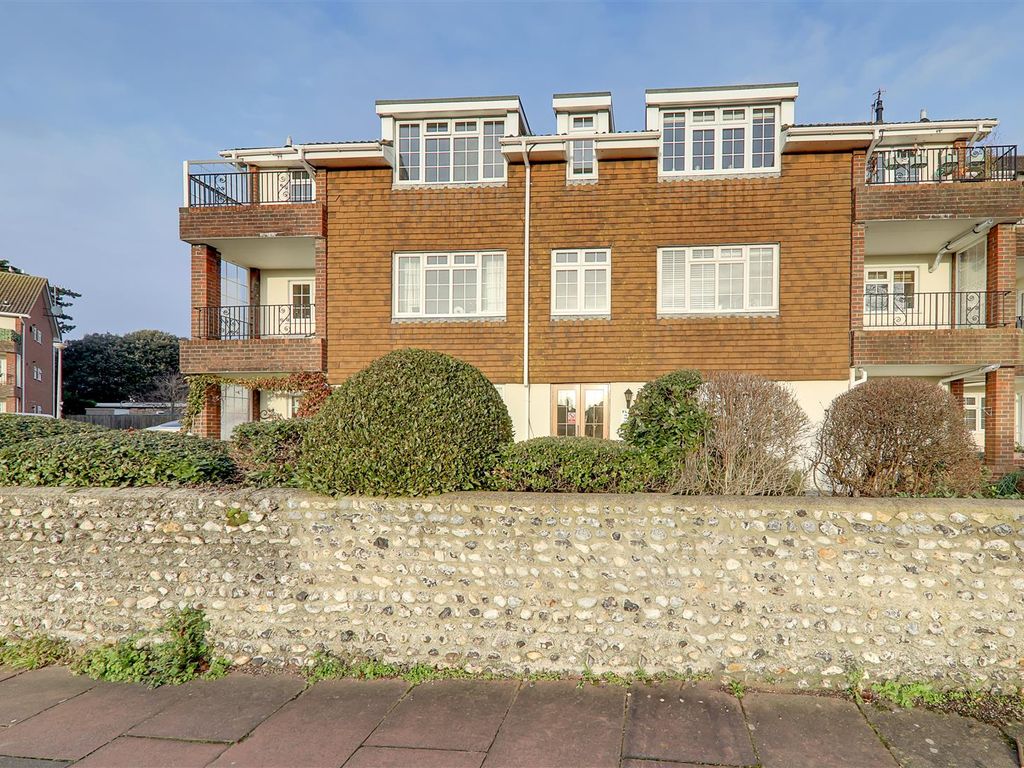 2 bed flat for sale in Lamorna Grove, Broadwater Street West