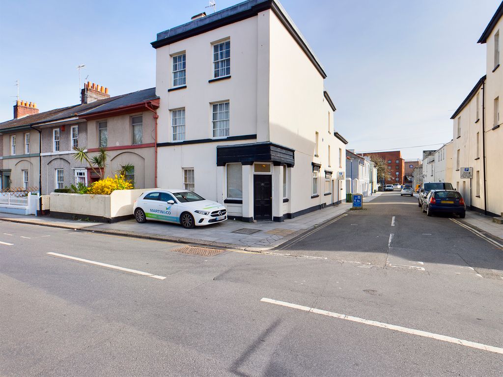 2 bed flat for sale in Clarence Place, Stonehouse, Plymouth PL1 Zoopla