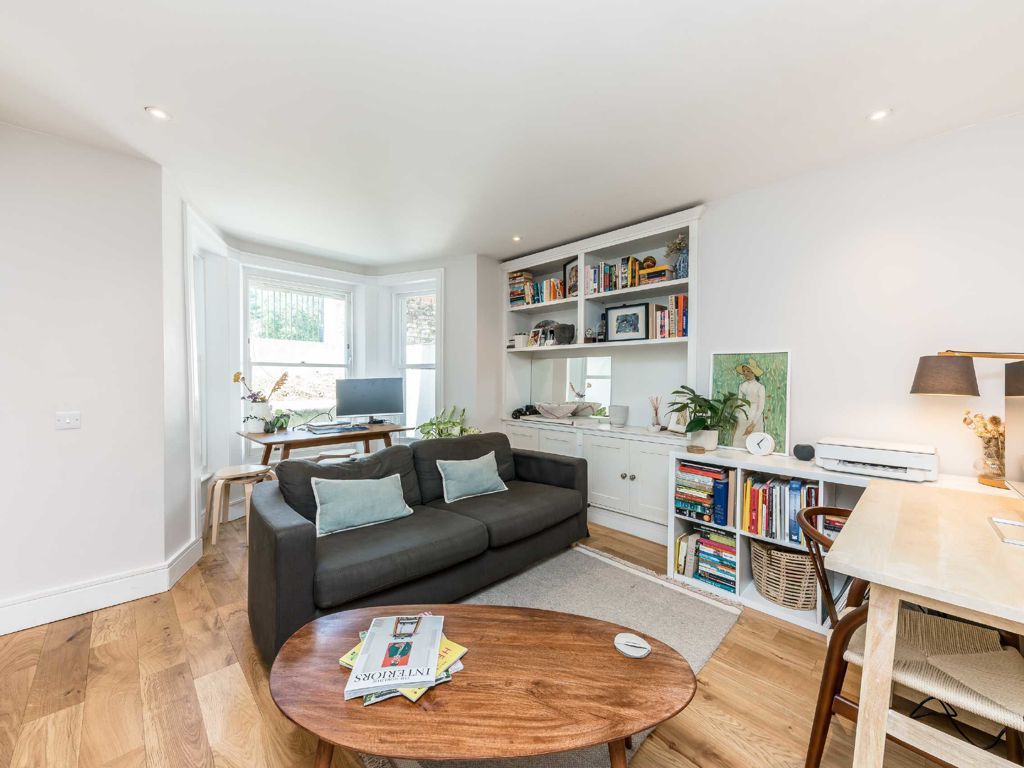 1 bed flat to rent in Chippenham Road, London W9, £1,798 pcm Zoopla