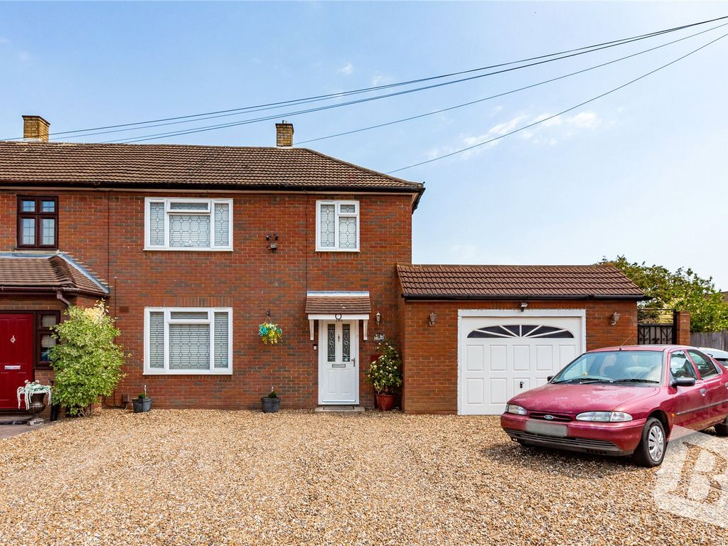 3 bed end terrace house for sale in Marston Avenue, Dagenham RM10 Zoopla
