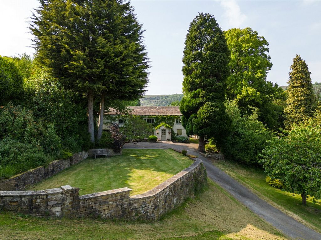 5 bed detached house for sale in Reeth Road, Richmond, North Yorkshire