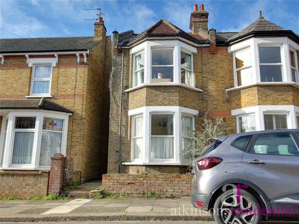 3 bed semidetached house for sale in Morley Hill, Enfield, Middlesex