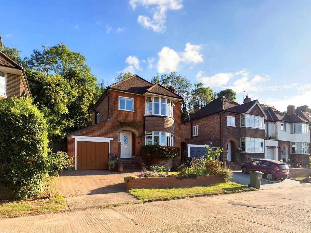 Beechcroft Drive, Guildford, Surrey GU2  