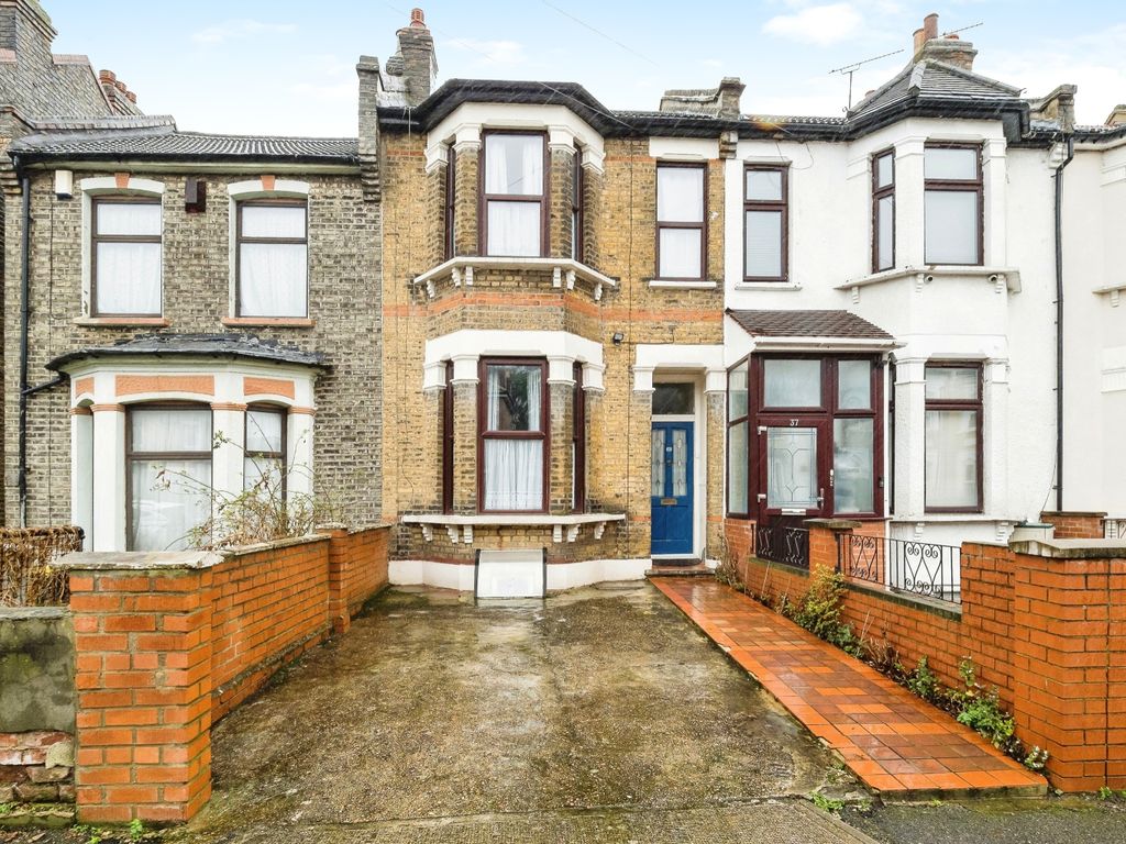 5 bed terraced house for sale in Disraeli Road, London E7, £800,000