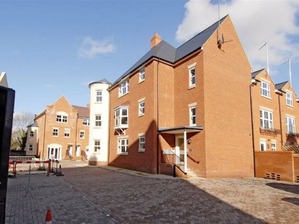 Ock Bridge Place, Abingdon OX14