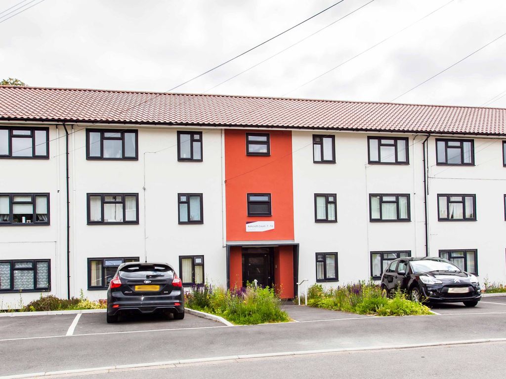 1 bed flat for sale in Bower Farm Road, Old Whittington S41, £69,950