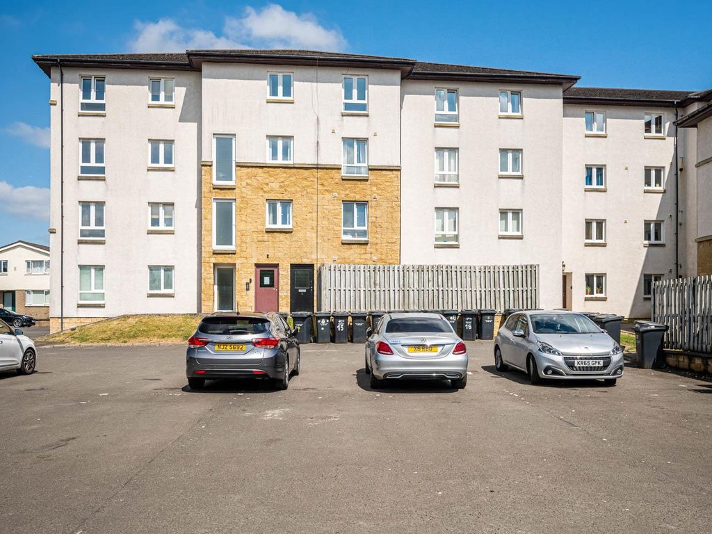 2 bed flat for sale in Henderson Court, Motherwell ML1, £89,995 - Zoopla